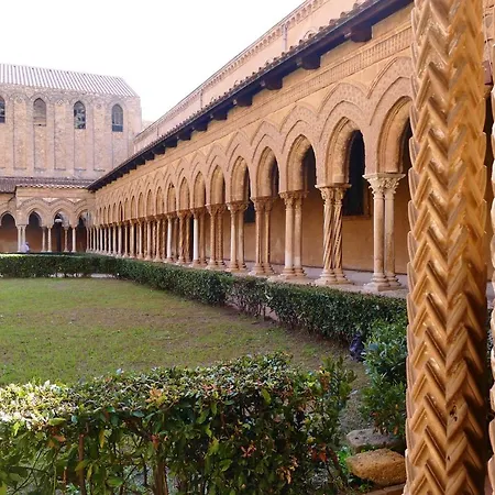 Spacious In Catania, Terrace & View Lägenhet Catania