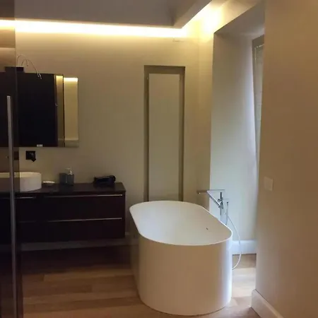 Lägenhet Spacious In Catania, Terrace & View Catania